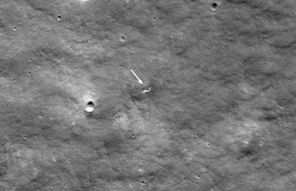 "Луна-25" все же оставила свой след / nasa.gov