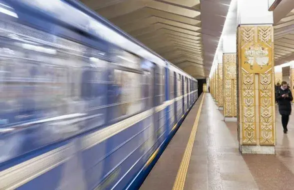 Метро, ілюстрацыйнае фота
