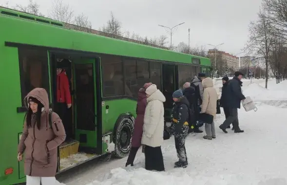 Рэйсавы аўтобус у Жодзіне / zhodinonews