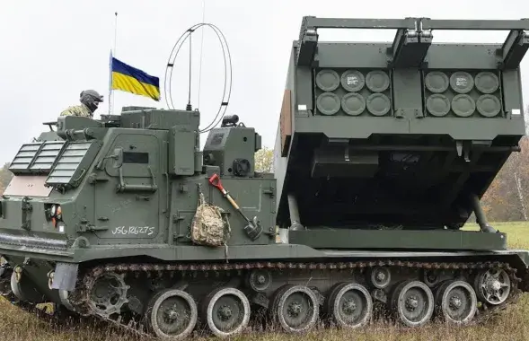 Украинцы нанесли ракетный удар по российской военной церемонии
