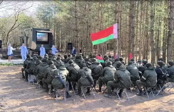 Лясны канцэрт для вайскоўцаў

