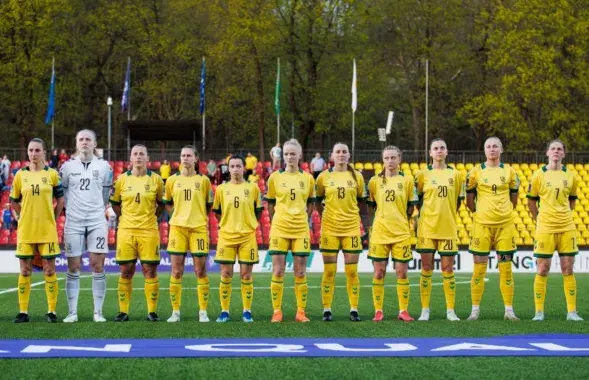 Литовская женская сборная по футболу
