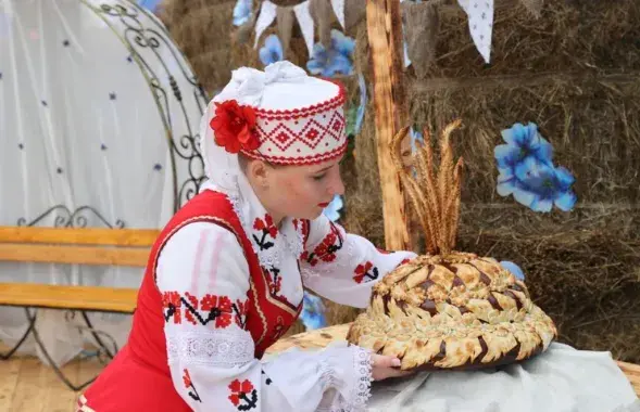 Областные "Дожинки" прошли в городском поселке Корма&nbsp;
