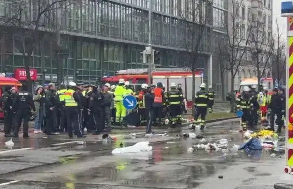У Мюнхене аўто заехала ў натоўп
