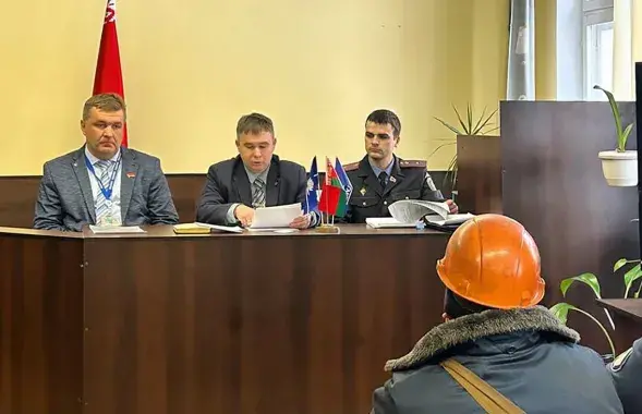 Сход на "Паліміры"
