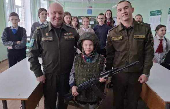 Идет борьба за белорусскую молодежь
