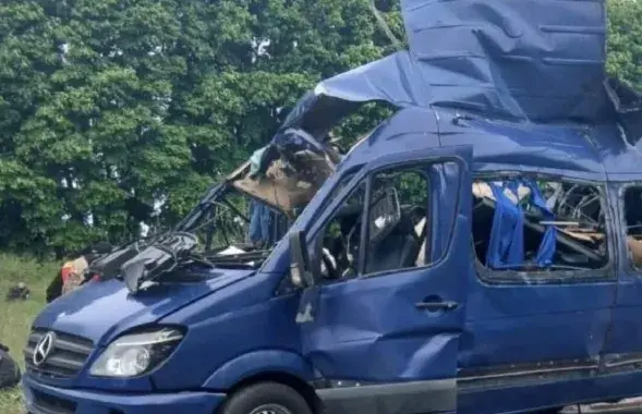 Девять человек погибло
