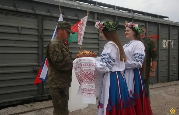 Российские военные прибыли в Беларусь
