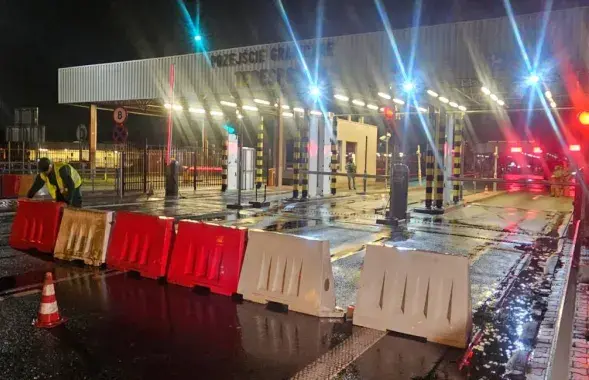 Закрытая граница в Тересполе
