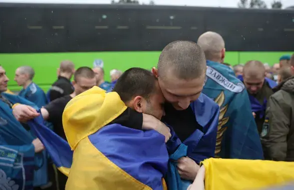 Палонныя ўкраінцы пасля вяртання на радзіму
