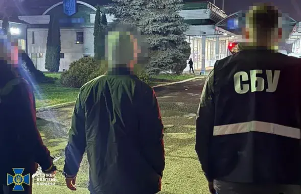 Сбежал с позиций
