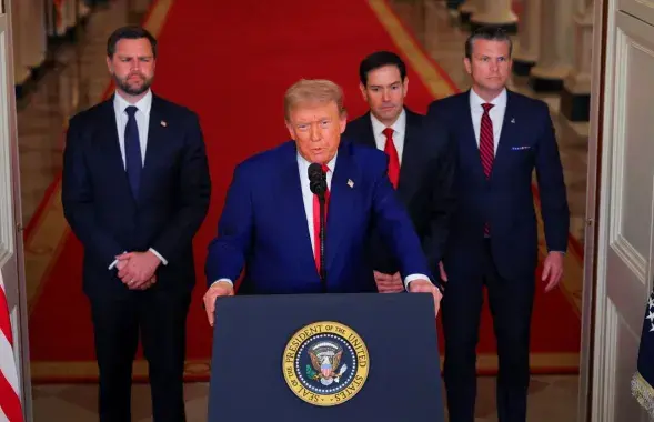Дональд Трамп
