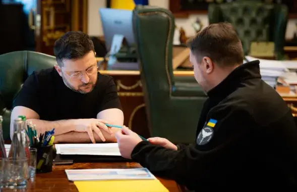 Уладзімір Зяленскі і Кірыл Буданаў
