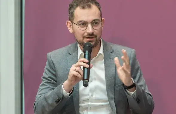 Артём Шрайбман тлумачыць, чаму нельга называць "хейтам" крытыку Калеснікавай
