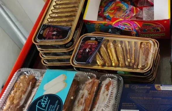 У буда-кашалёўскіх крамах прадавалі пратэрмінаваныя прадукты
