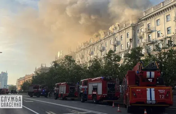 На месца прыбыў міністр МНС Вадзім Сіняўскі
