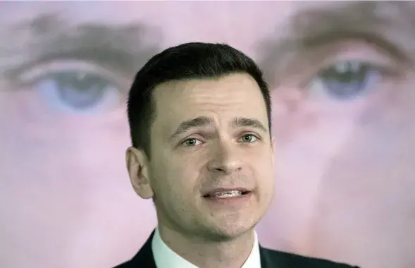 Ілья Яшын падчас выступлення
