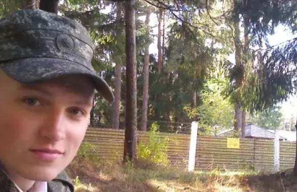 Літоўцы і эстонцы сцягваюць калоны вайсковай тэхнікі да Латвіі 