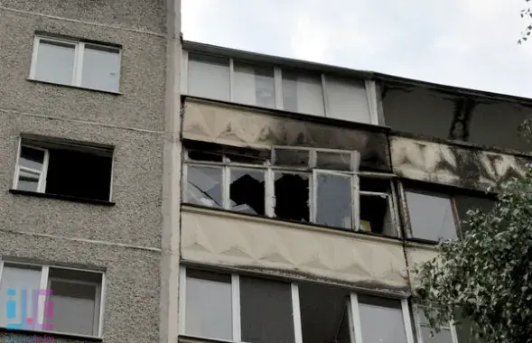Здарэнне ў жылым доме ў Мінску, загінула жанчына (фота, відэа)