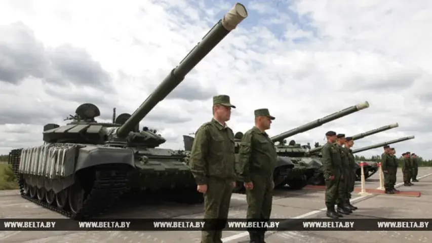 На ўзбраенне беларускага войска паступілі найноўшыя танкі (фота, відэа)