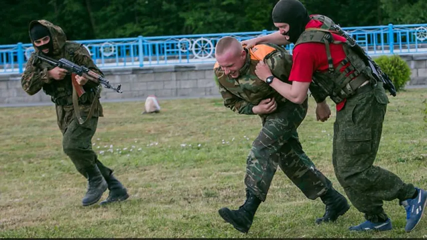 У Брэсце высадзіўся расійскі тактычны дэсант (фота)