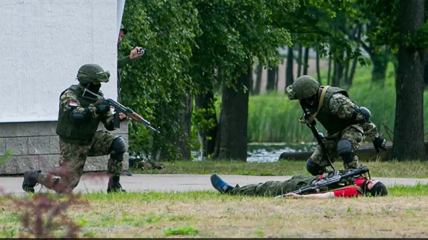 У Брэсце высадзіўся расійскі тактычны дэсант (фота)