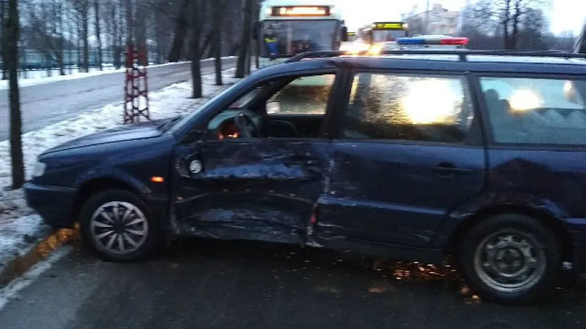 У Магілёве ў сутыкненні легкавіка і маршруткі пацярпелі два пасажыры