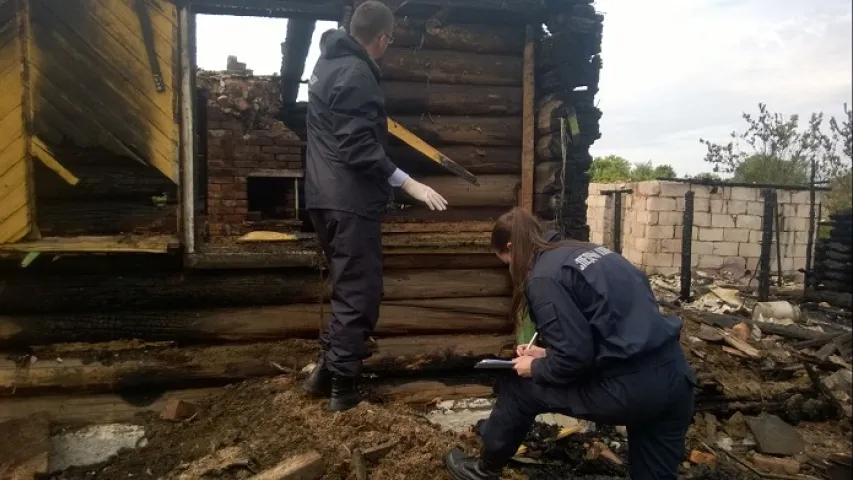 У Верхнядзвінскім раёне падчас пажару загінулі 4 чалавекі, у тым ліку дзіця