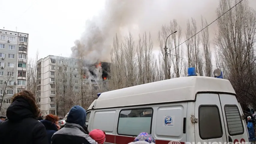 У выніку выбуху ў жылым доме ў Расіі знішчаныя 36 кватэр (фота, відэа)