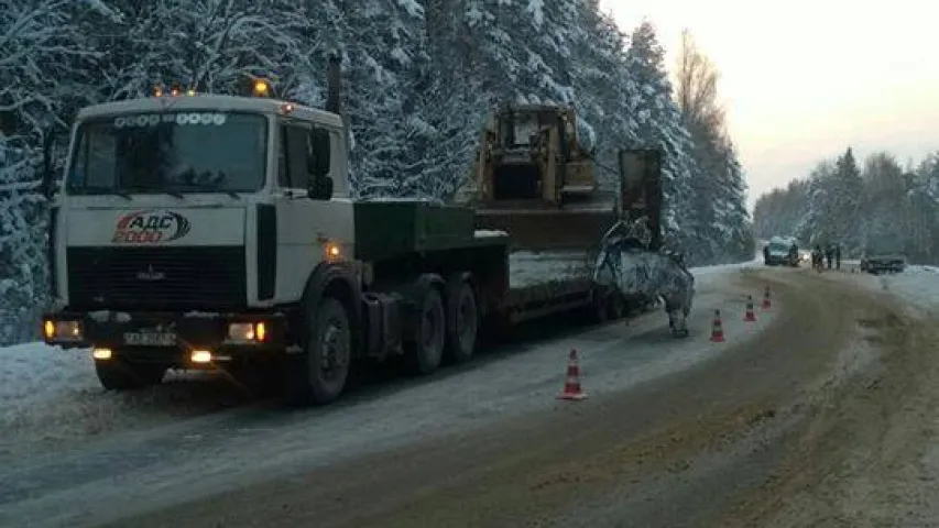 З'явіліся новыя здымкі жахлівай аварыі з удзелам маршруткі ва Ушацкім раёне