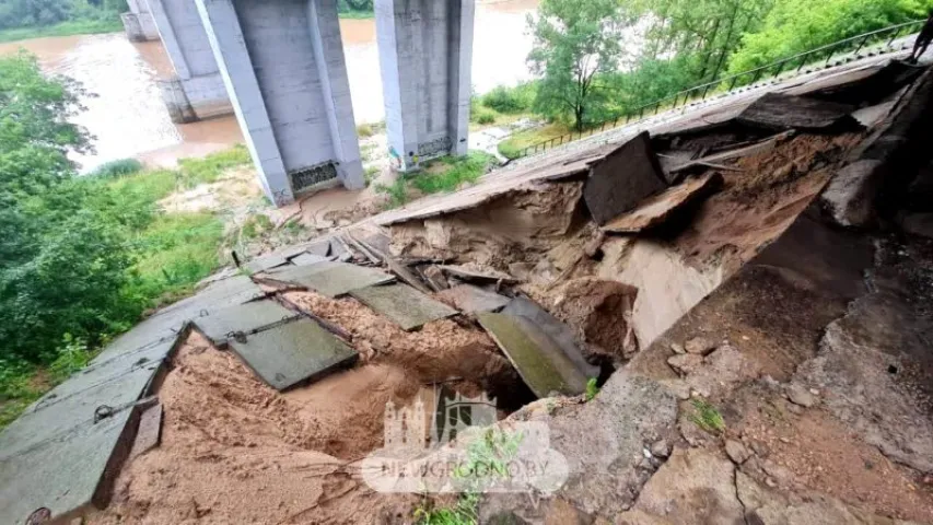 В Гродно второй раз обрушился мост, который собирался открыть Лукашенко