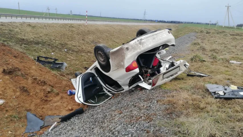 На МКАД-2 перакулілася Toyota, сярод чатырох пацярпелых двое дзяцей