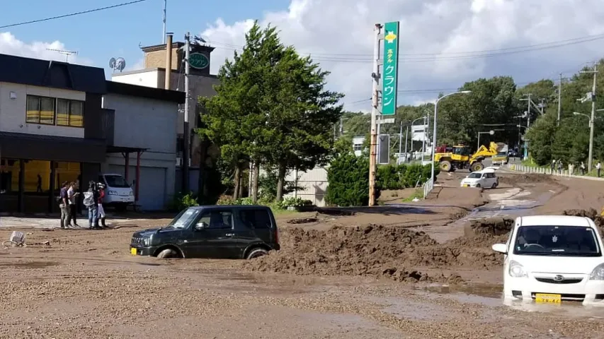 Як выглядаюць наступствы магутнага землятрусу ў Японіі (фота)