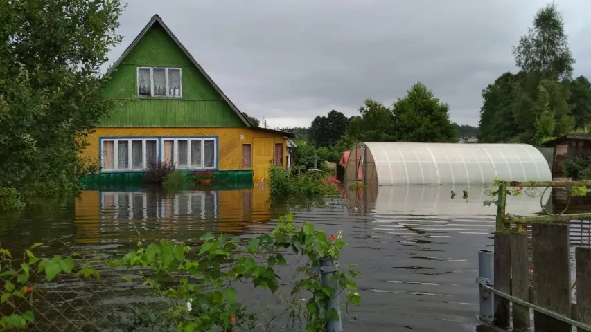 У Магілёўскім раёне з садовага таварыства эвакуявалі 14 чалавек (фота)