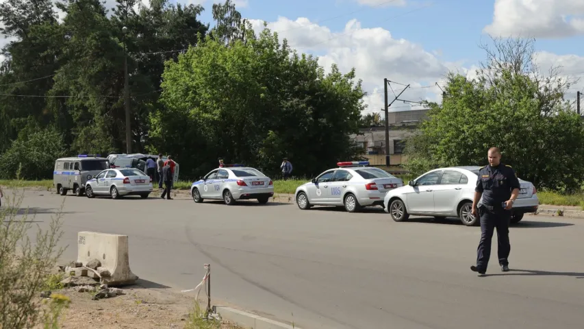 У Баранавічах аўтамабіль міліцыі спяшаўся на выклік і перакуліўся