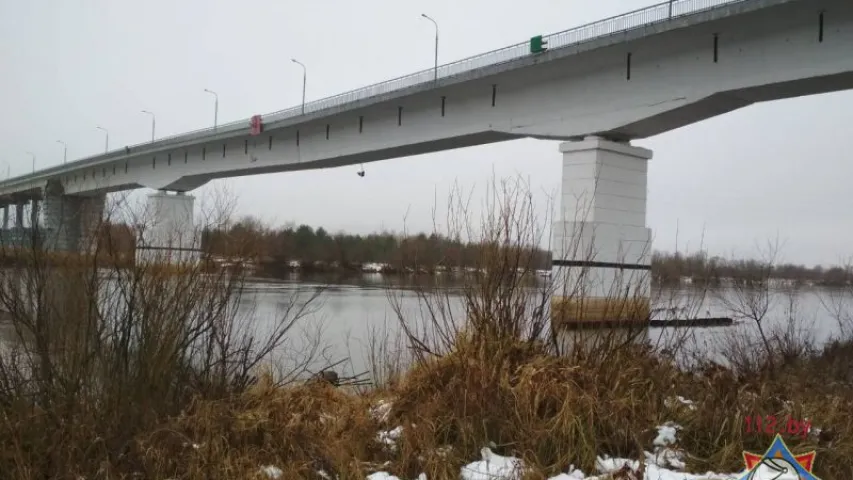 Побач з аварыйным мостам праз Прыпяць пабудуюць пантонную пераправу