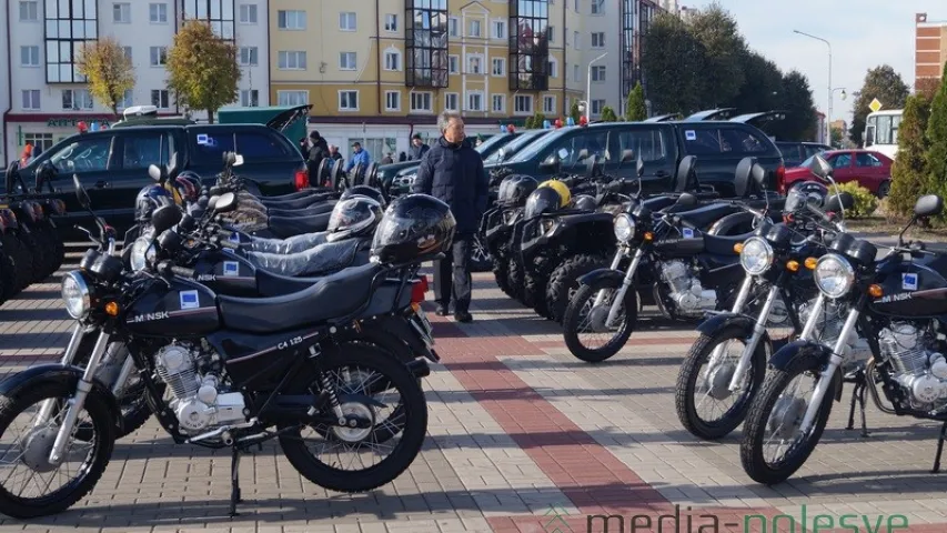 Еўрасаюз перадаў Беларусі тэхніку і абсталяванне для аховы мяжы з Украінай. Фота