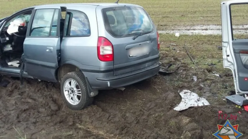 У ДТЗ у Калінкавіцкім раёне загінуў мінчук са сваёй маці