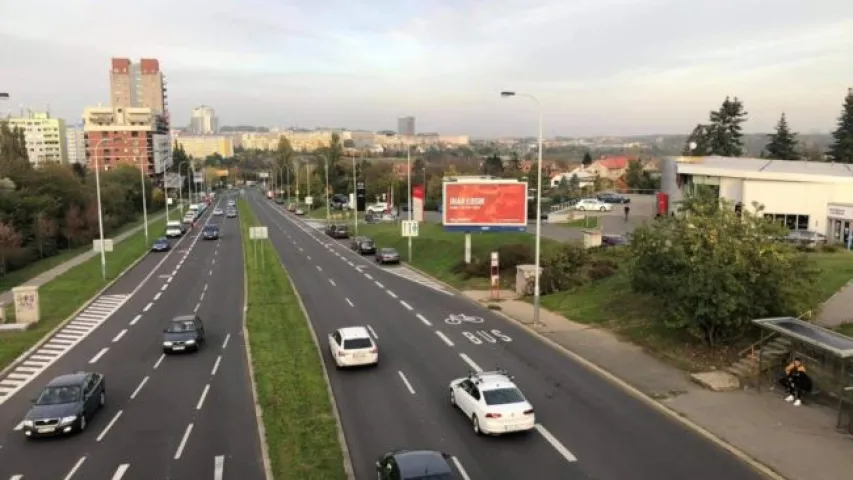 У Празе на вялікіх білбордах з'явіліся фота беларускіх палітвязняў