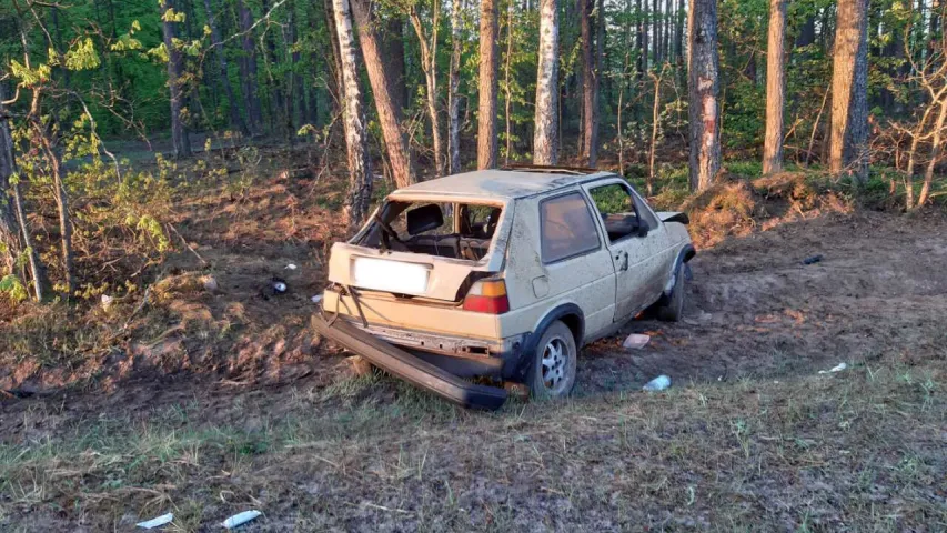 У Акцябрскім раёне шукаюць кіроўцу, які ўцёк з месца аварыі