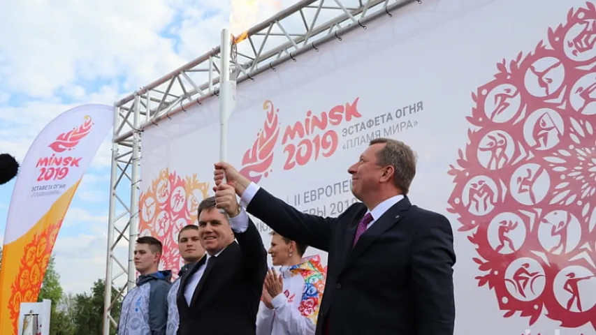 Байкеры прывезлі ў Беларусь агонь II Еўрапейскіх гульняў (фота, відэа)