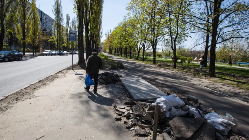 Фоторепортаж: Как Евровидение меняет левый берег Киева