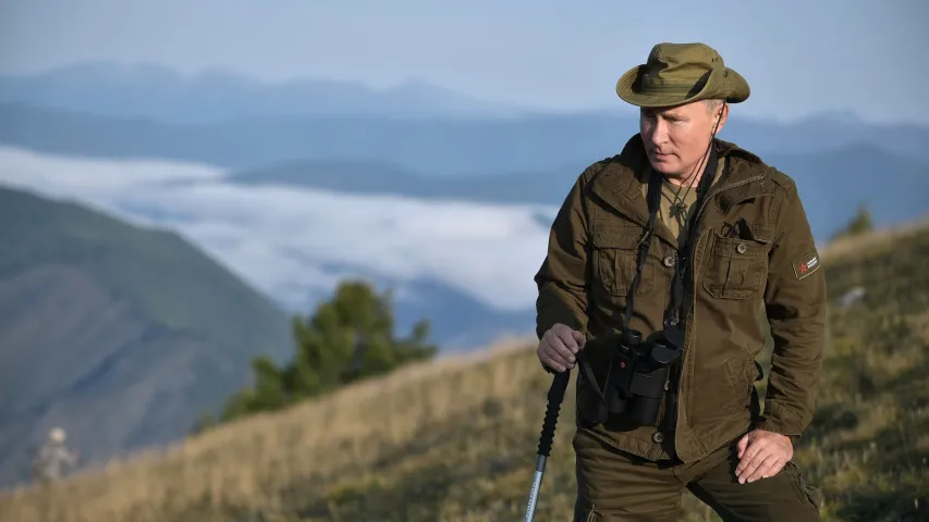 Пакуль Лукашэнка чакае новай сустрэчы, Пуцін сышоў у горы (фота)