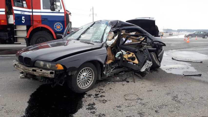 У аўтааварыі пад Брэстам загінула кіроўца БМВ