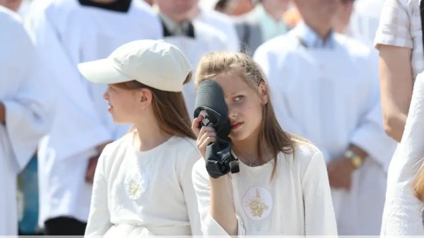 У Мінску католікі зладзілі працэсію Божага Цела