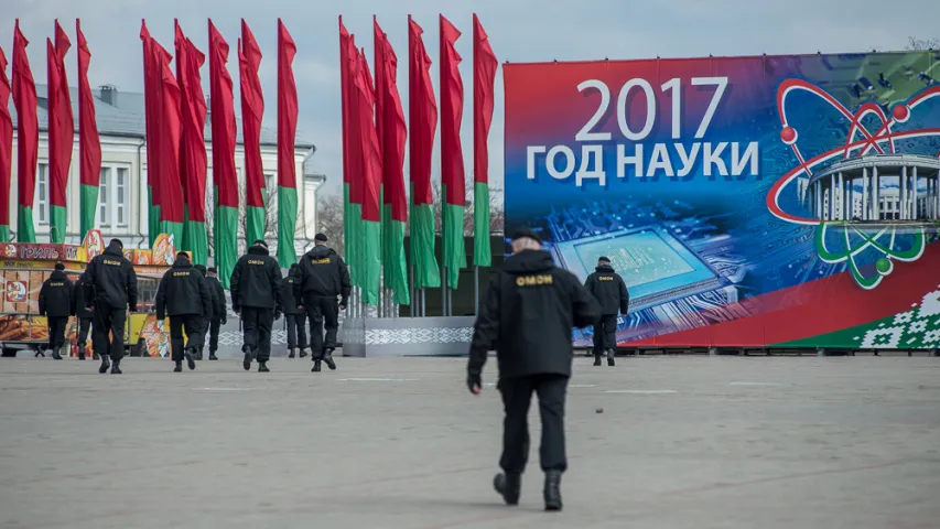 Акцыя на Кастрычніцкай у фотаздымках