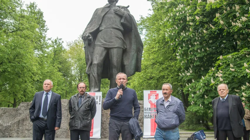 Фотарэпартаж: Беларускі нацыянальны кангрэс у асобах 