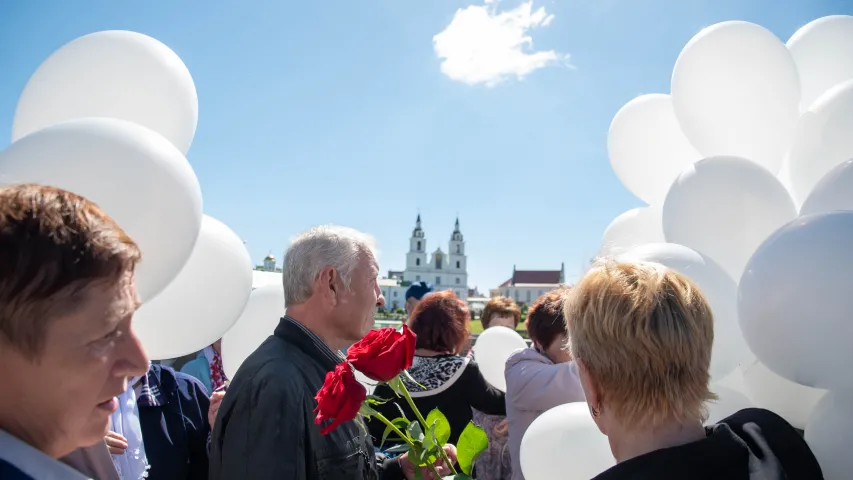 "Каб гэтага не паўтарылася": хрэсны ход у Мінску ў памяць пра трагедыю на Нямізе