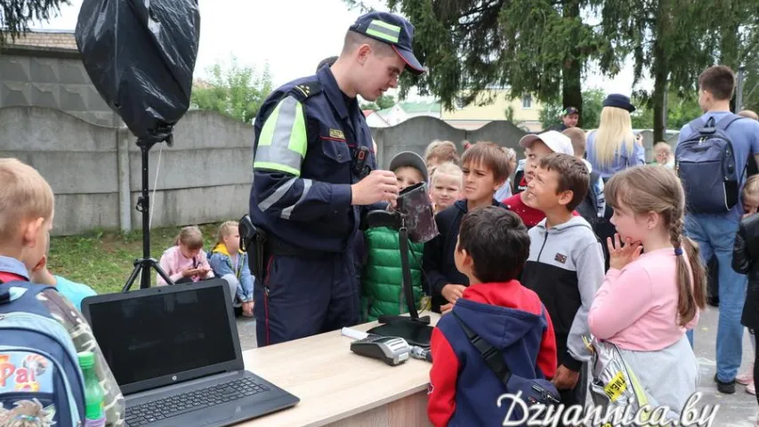 Міліцыя прыехала на "Канікулы з Богам" на Шчучыншчыне 