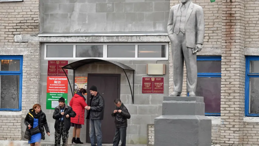 Як галасавалі на Палессі: са скрыняй па вёсках. Фотарэпартаж